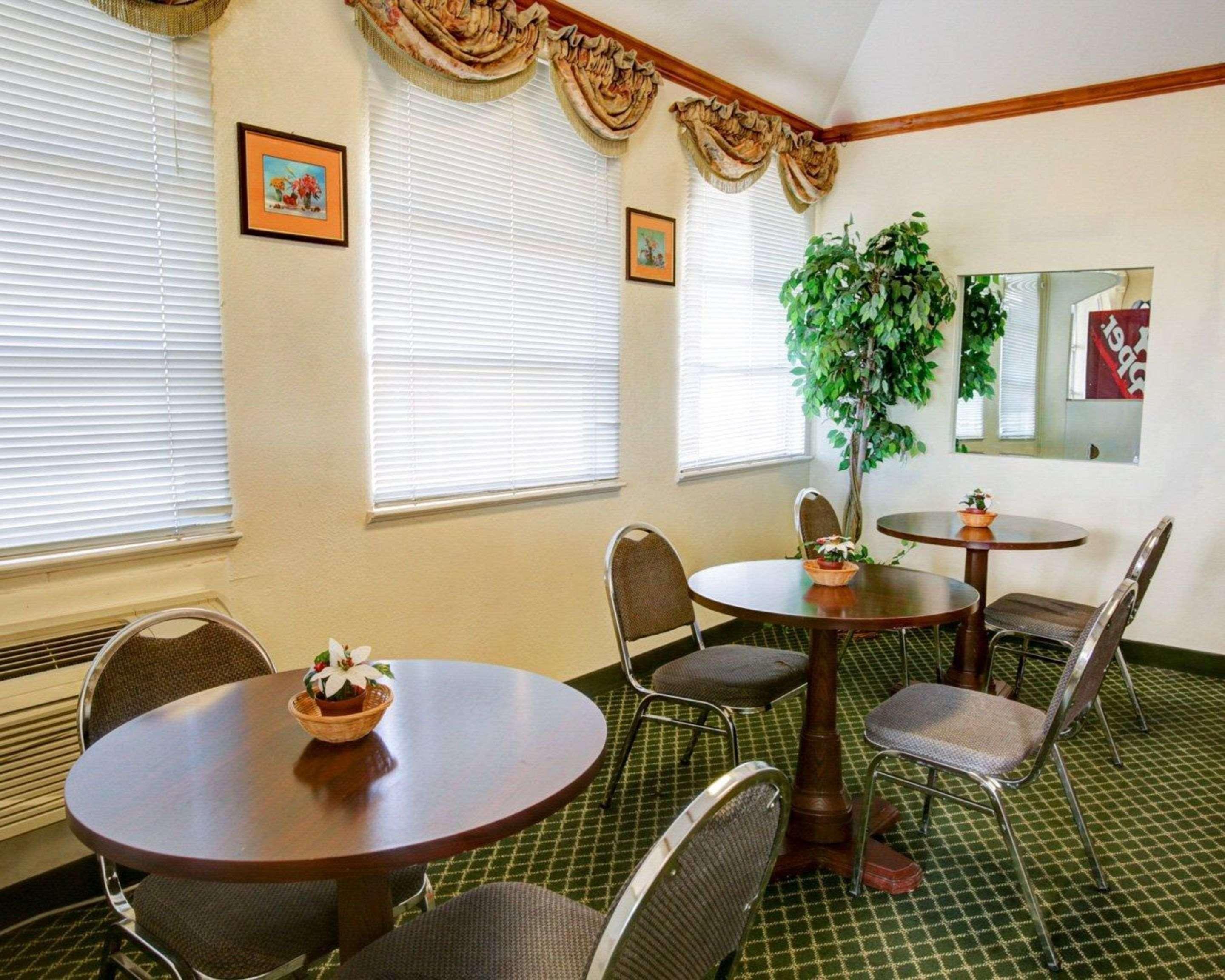 Econo Lodge Темпл Экстерьер фото